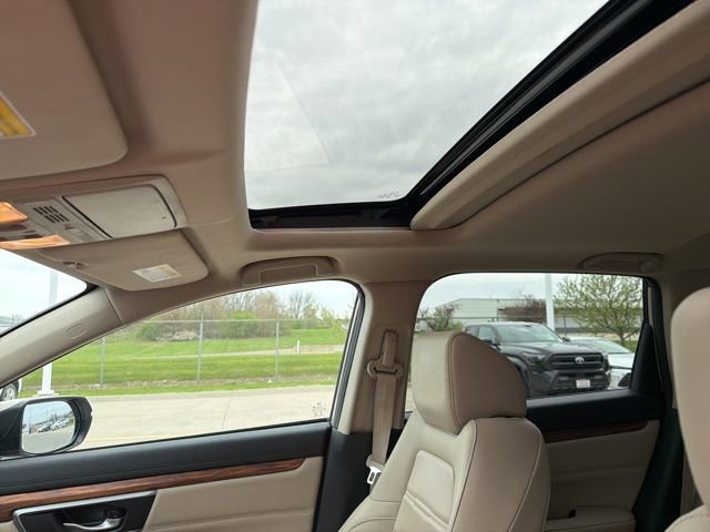 Used 2017 Honda CR-V Touring image 7