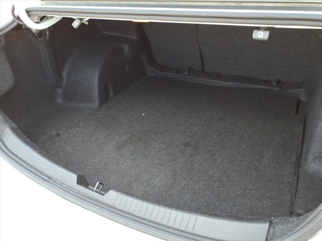 Used 2024 Chevrolet Malibu LT FWD image 15