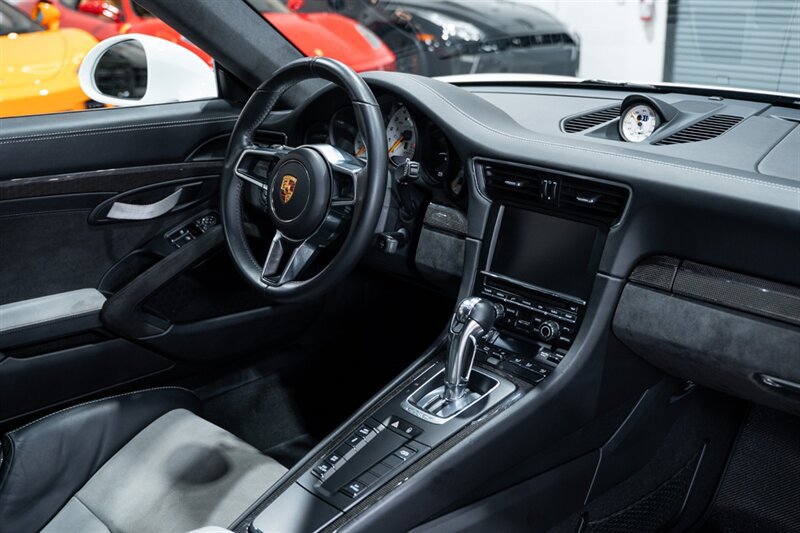 Used 2016 Porsche 911 GT3 RS RWD image 62