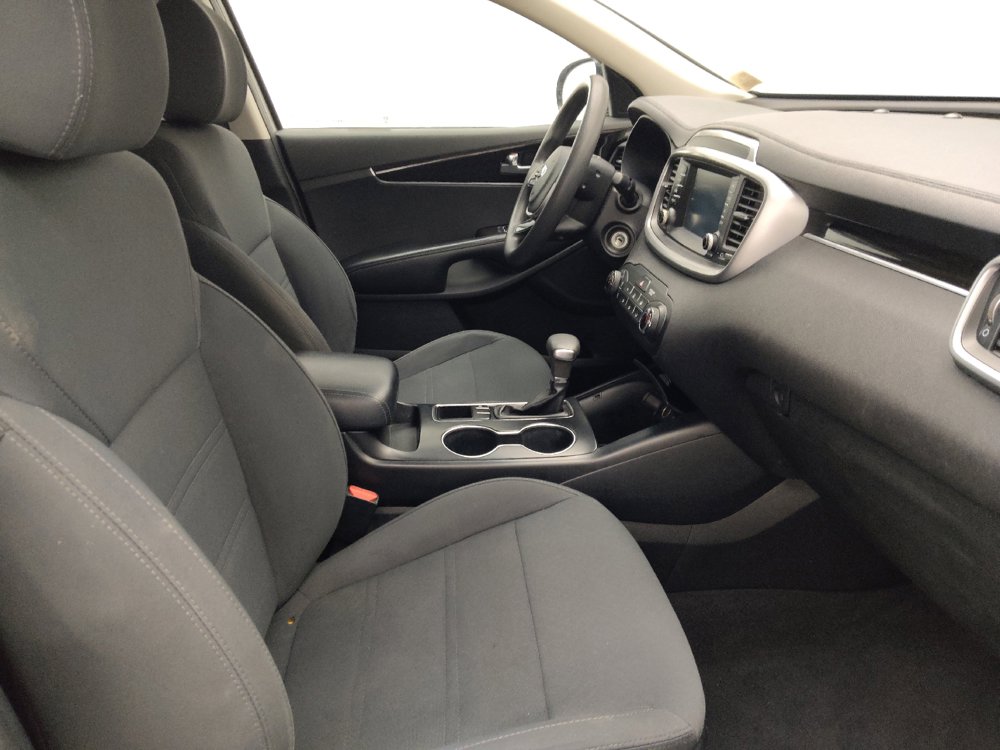Used 2019 Kia Sorento L FWD image 21