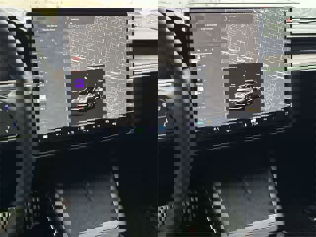 Used 2021 Tesla Model S Plaid image 22