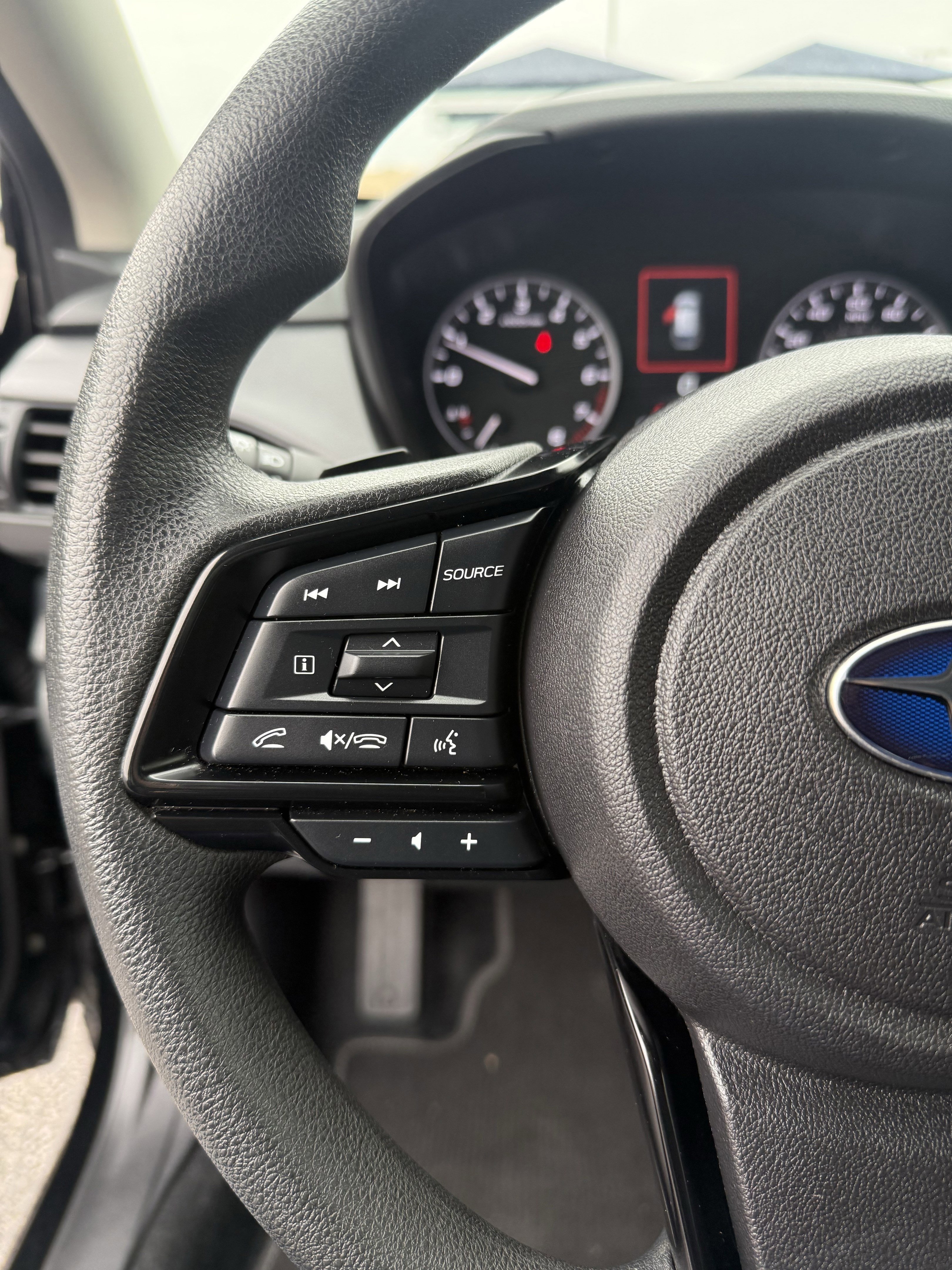 Used 2024 Subaru Crosstrek 2.0i Premium w/ Crosstrek Mirror Package image 22