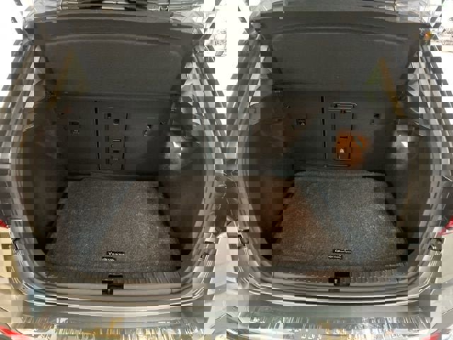 Certified 2023 Volkswagen Taos SE w/ Panoramic Sunroof Package image 6