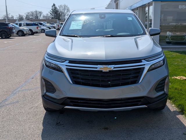 Used 2024 Chevrolet Equinox LT w/ LPO, Floor Liner Package image 3