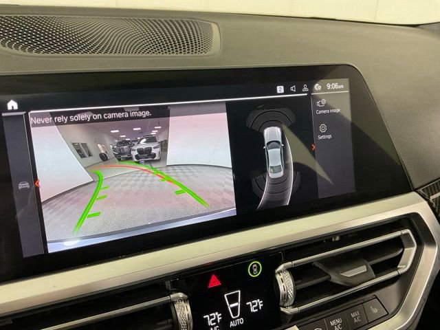 Used 2022 BMW 330i xDrive Sedan w/ Premium Package image 13