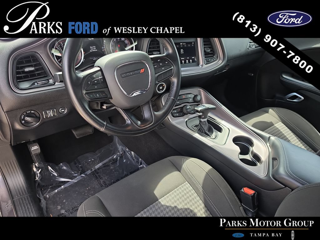Used 2023 Dodge Challenger SXT RWD image 10