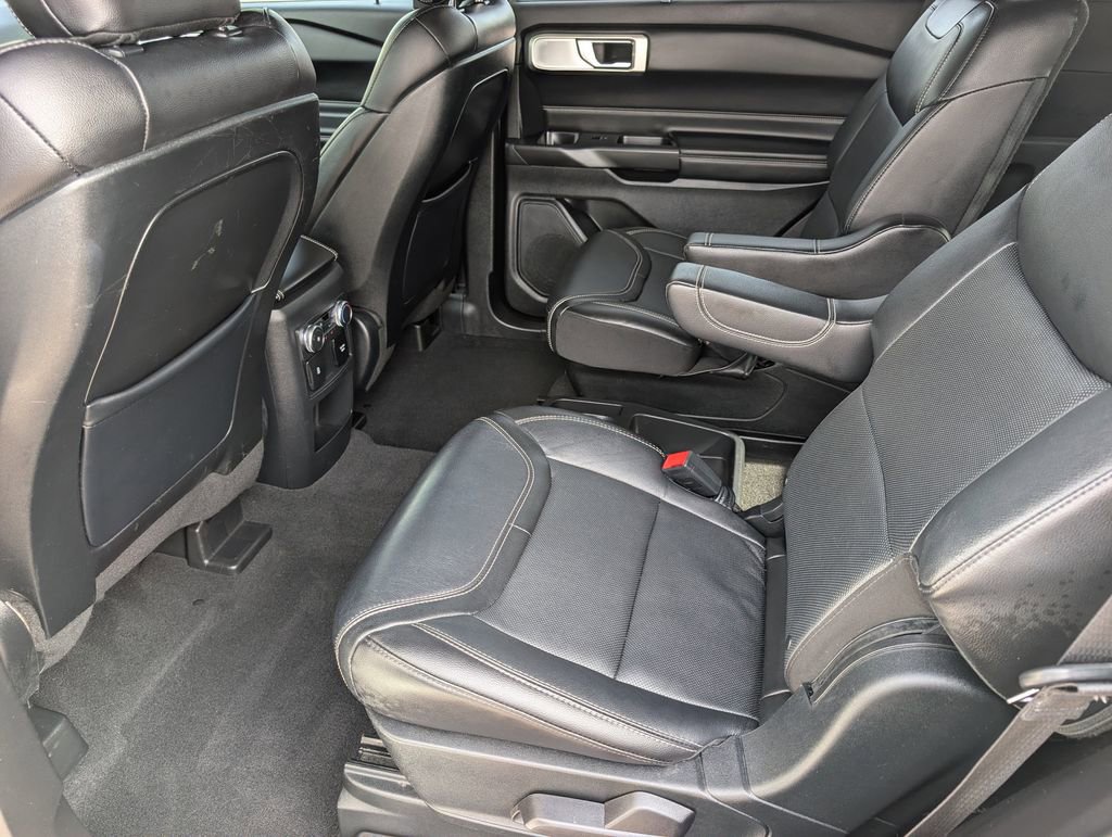 Used 2020 Ford Explorer ST w/ Premium Technology Package image 18