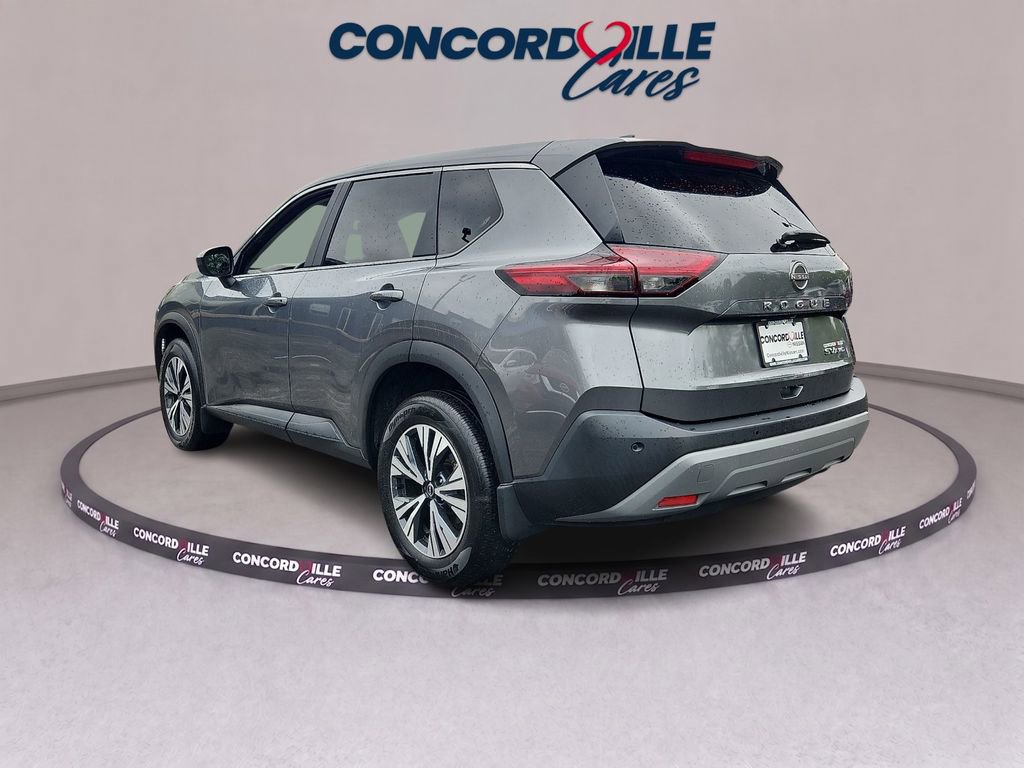 Used 2023 Nissan Rogue SV AWD/4WD image 4