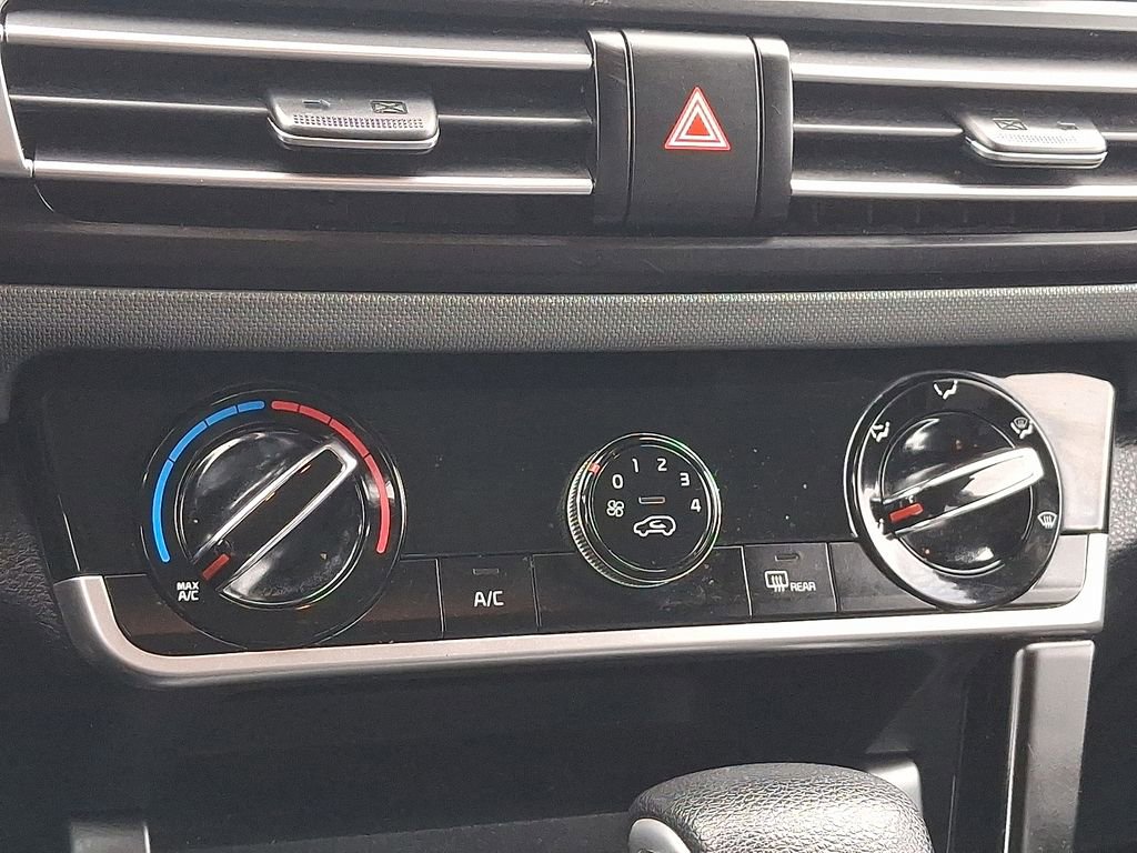 Used 2023 Kia Seltos LX image 15