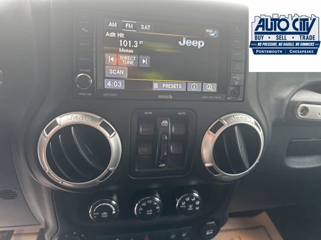 Used 2016 Jeep Wrangler Unlimited Sahara w/ Dual Top Group AWD/4WD image 14
