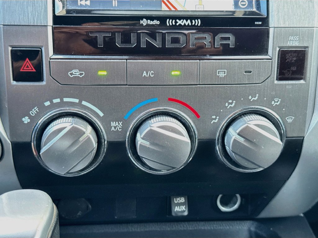 Used 2018 Toyota Tundra SR5 w/ SR5 Upgrade Package AWD/4WD image 15