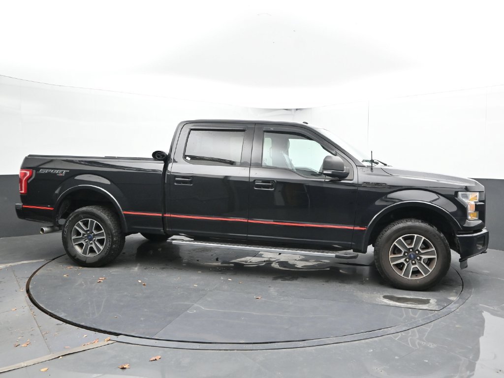 Used 2016 Ford F150 XLT w/ Equipment Group 302A Luxury AWD/4WD image 4