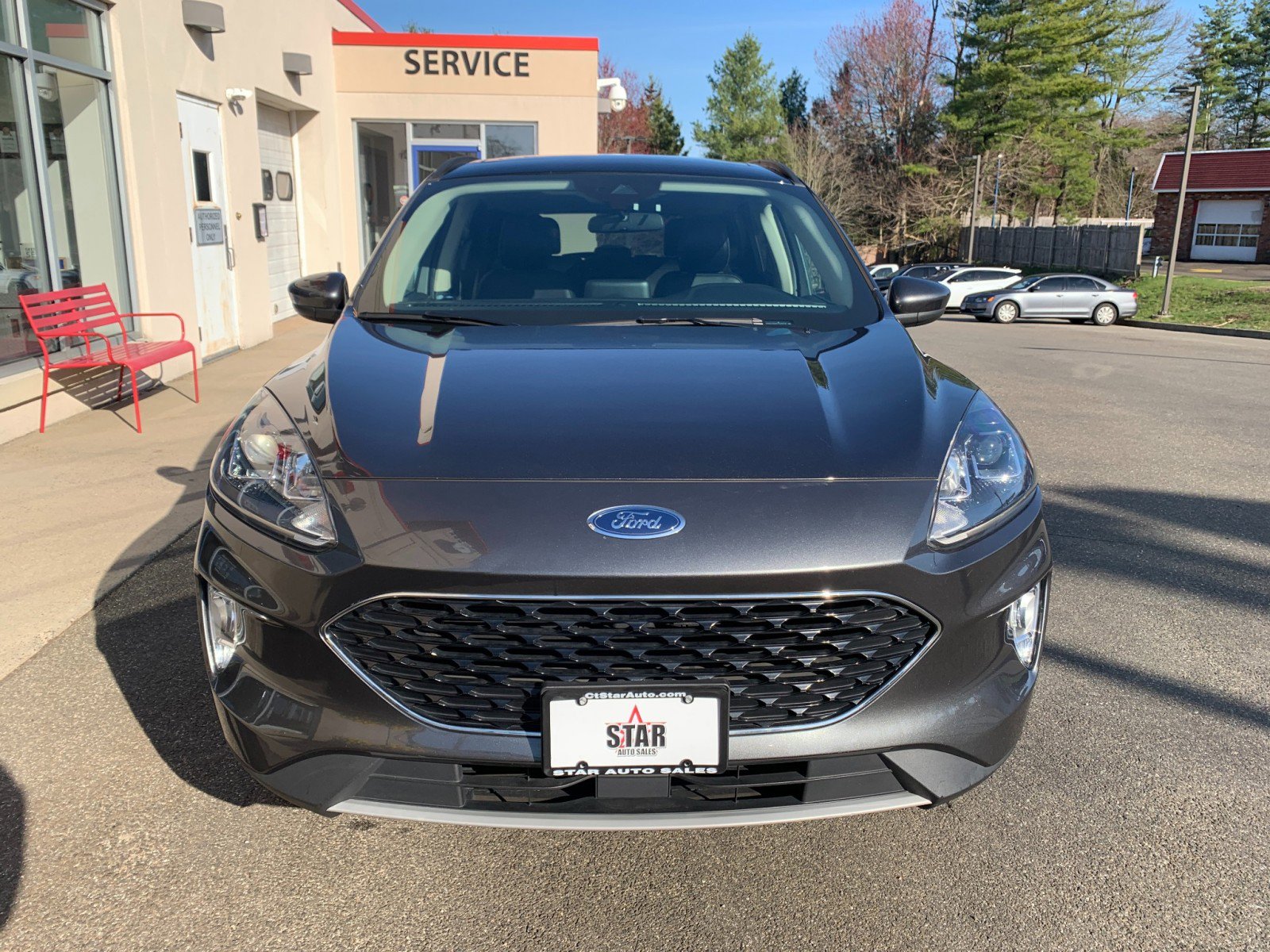 Used 2020 Ford Escape SEL image 2