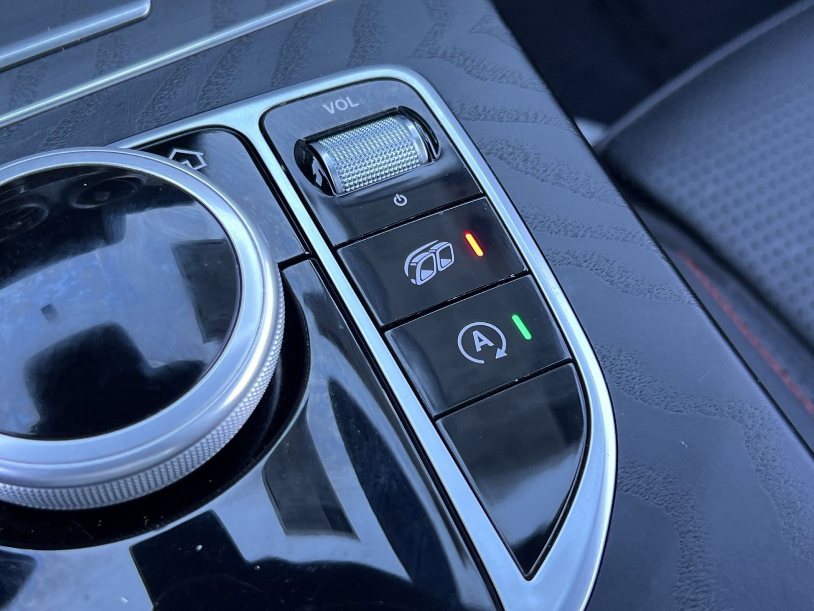 Certified 2023 Mercedes-Benz C 43 AMG 4MATIC Coupe image 35