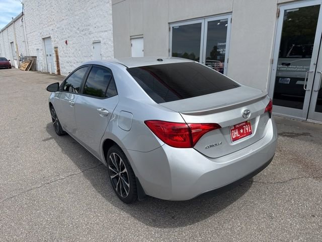 Used 2017 Toyota Corolla SE w/ SE Premium Package FWD image 5