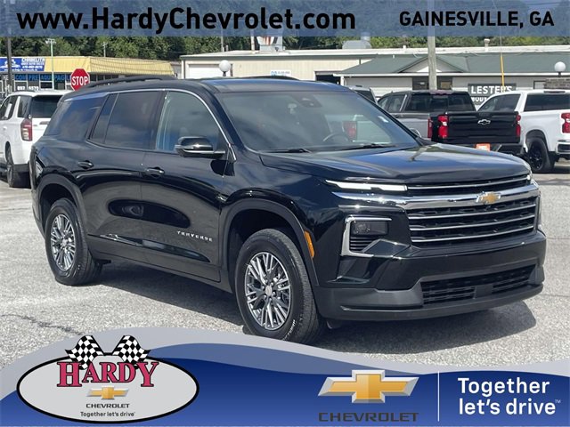 Used 2024 Chevrolet Traverse LT