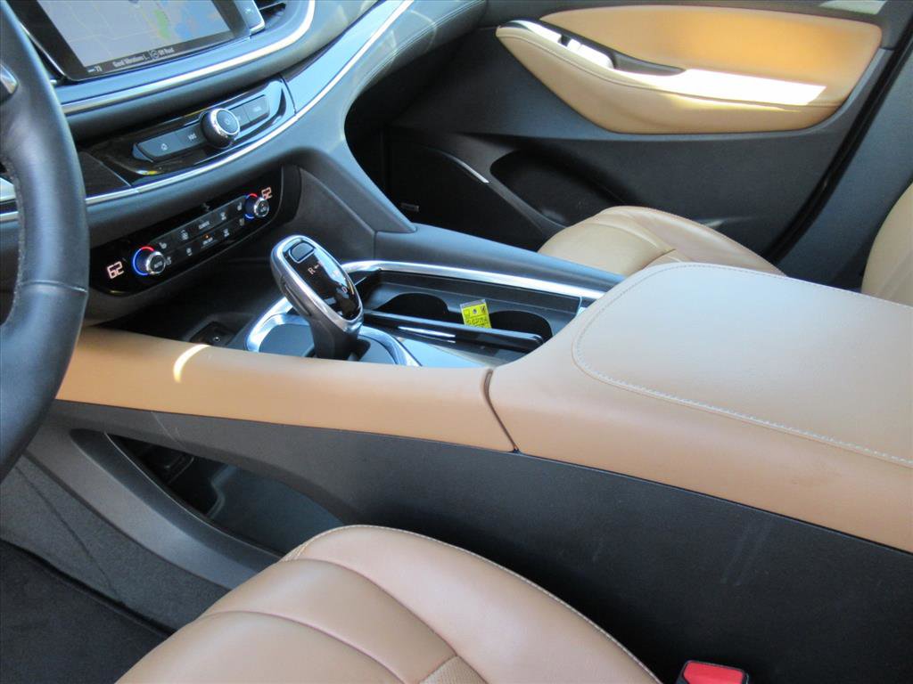 Used 2018 Buick Enclave Premium FWD image 13