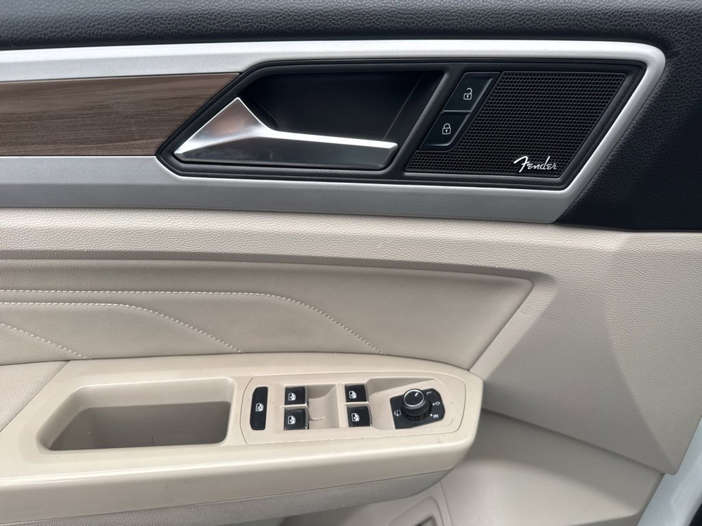 Used 2021 Volkswagen Atlas SEL Premium image 12