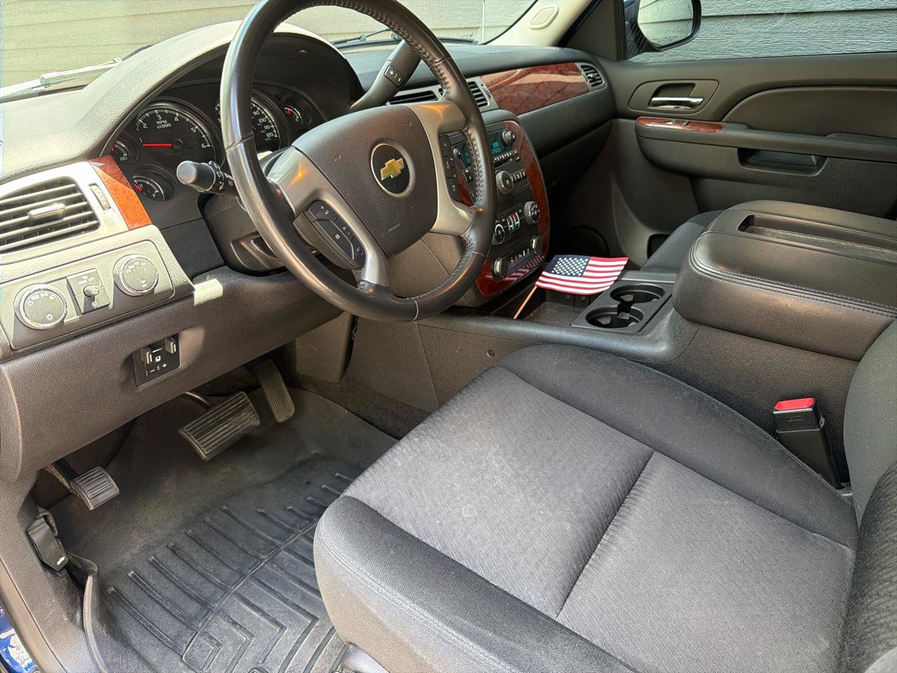 Used 2013 Chevrolet Avalanche LS w/ All-Star Edition AWD/4WD image 23