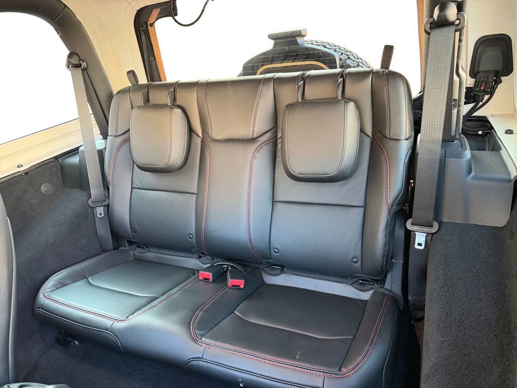 Used 2020 Jeep Wrangler Rubicon w/ LED Lighting Group image 13