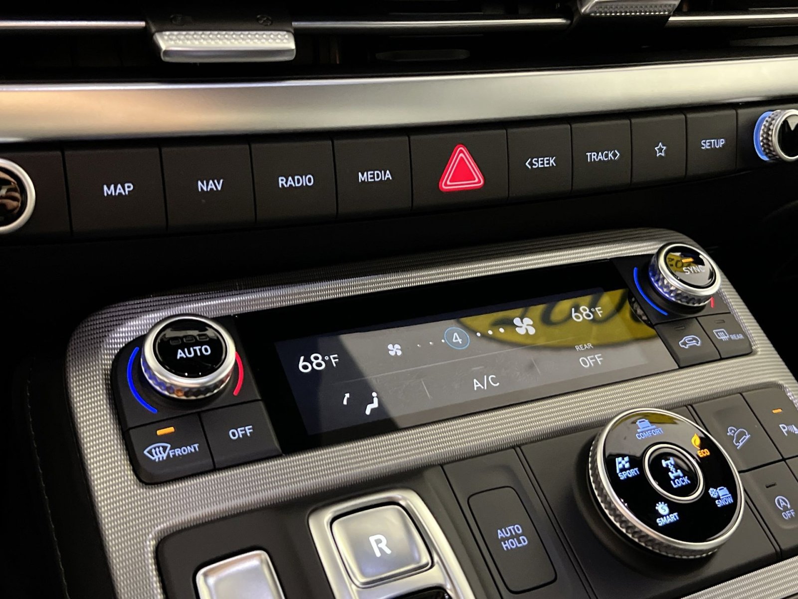 Used 2025 Hyundai Palisade Calligraphy image 21