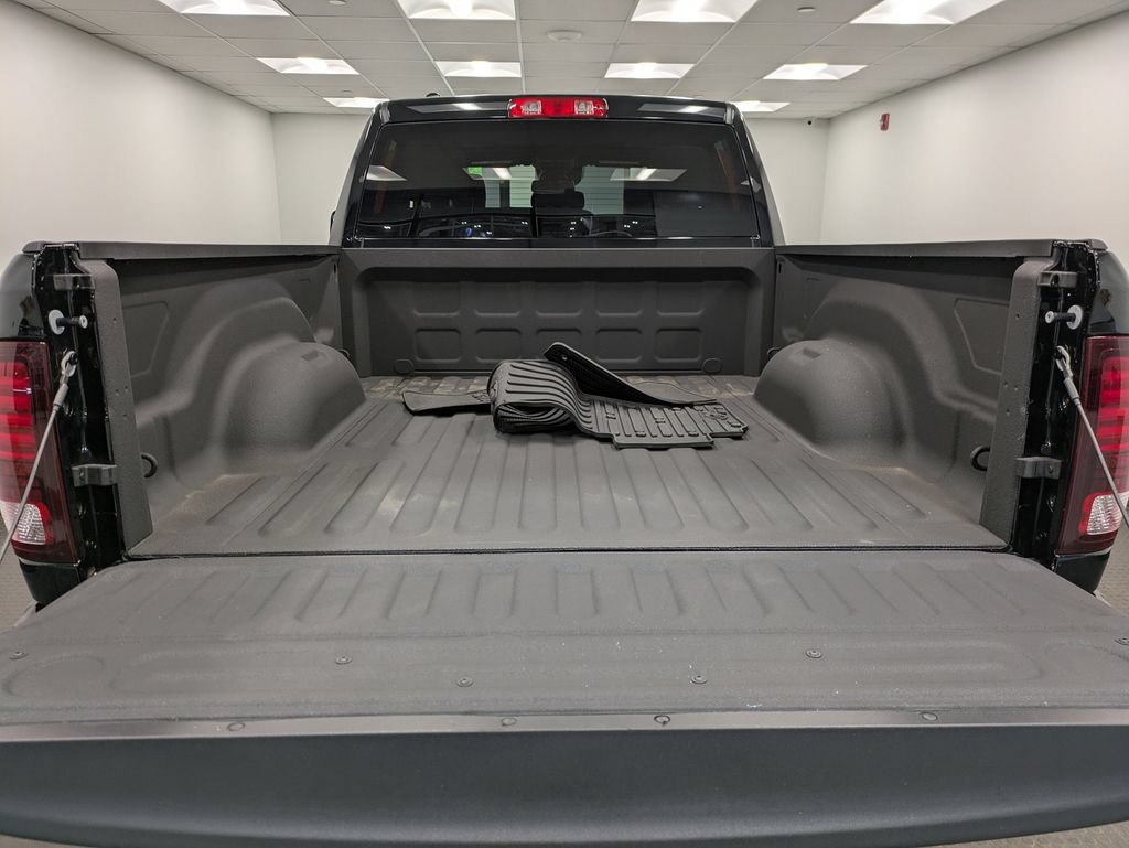 Used 2024 RAM 1500 Warlock w/ Trailer & Traction Group AWD/4WD image 25