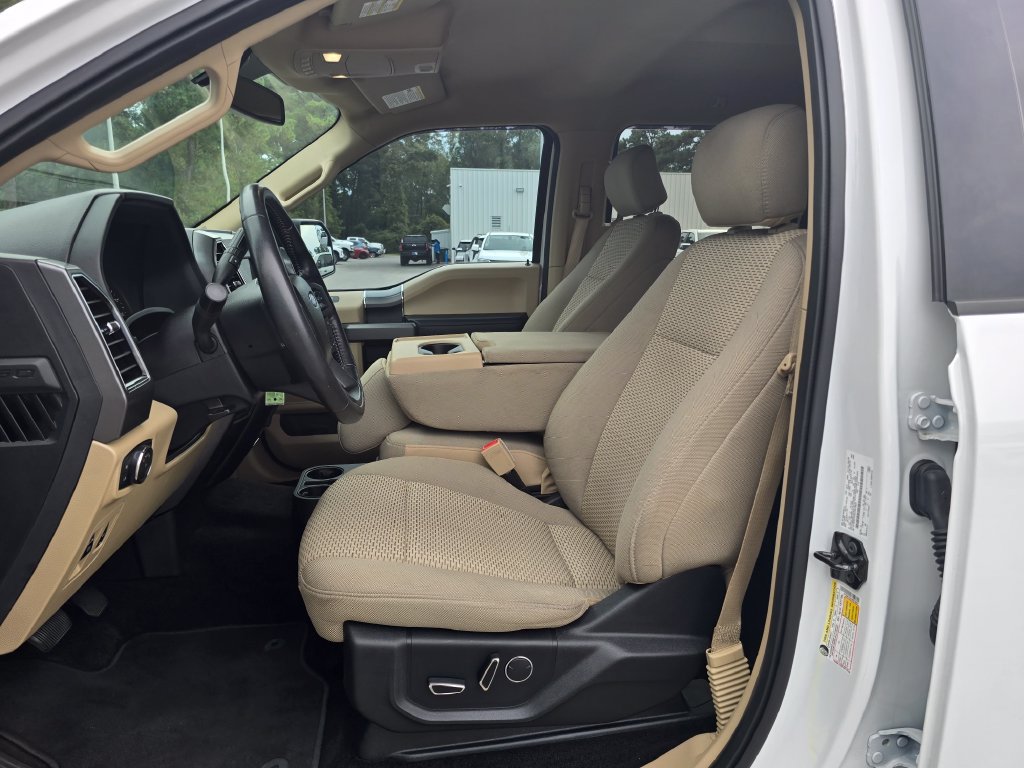 Used 2018 Ford F150 XLT w/ Equipment Group 302A Luxury AWD/4WD image 9