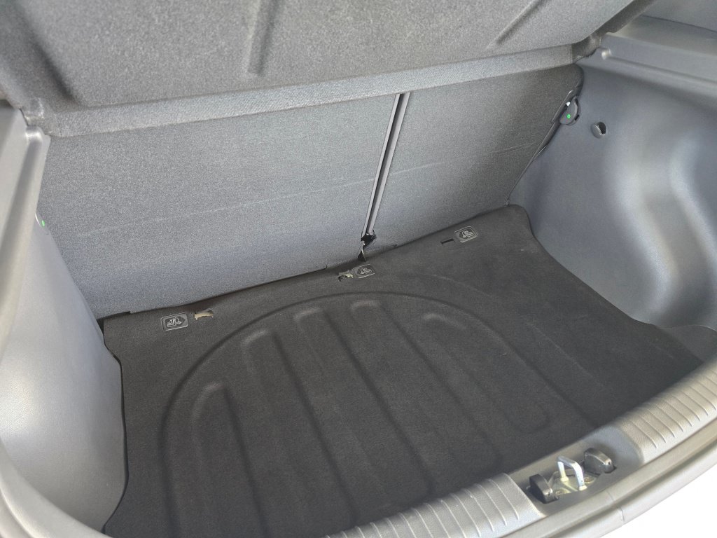 Used 2016 Hyundai Accent SE FWD image 16
