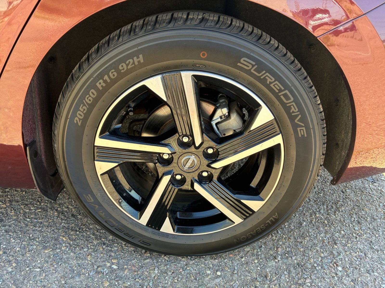 Used 2024 Nissan Sentra SV FWD image 28
