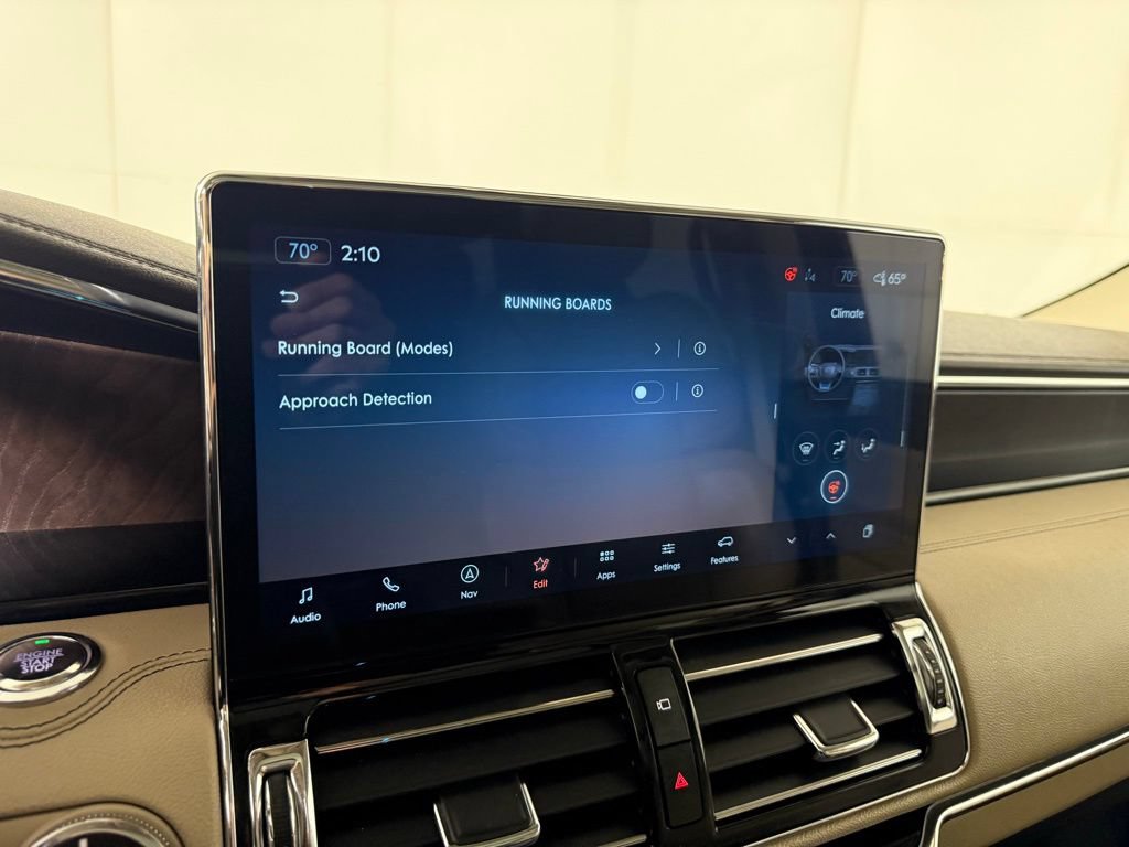 Certified 2024 Lincoln Navigator L Reserve AWD/4WD image 38