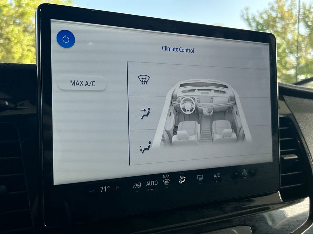 Used 2024 Ford Transit 350 XLT image 28