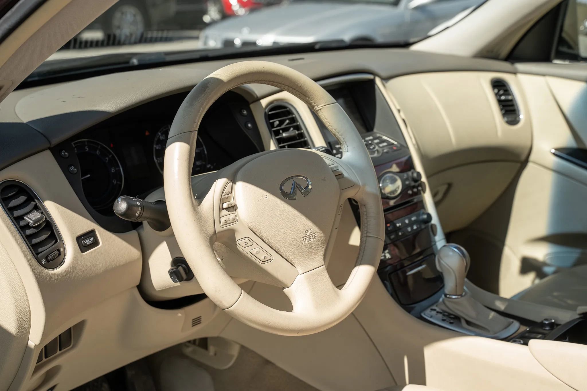 Used 2014 INFINITI QX50 Journey w/ Premium Package image 14