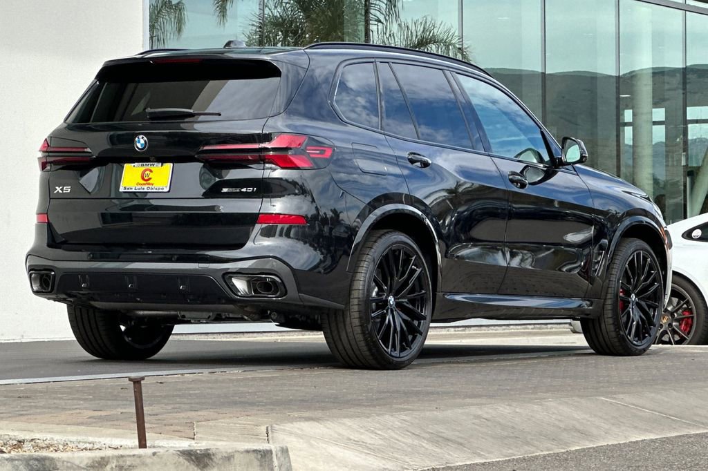 New 2026 BMW X5 sDrive40i w/ M Sport Package RWD image 3