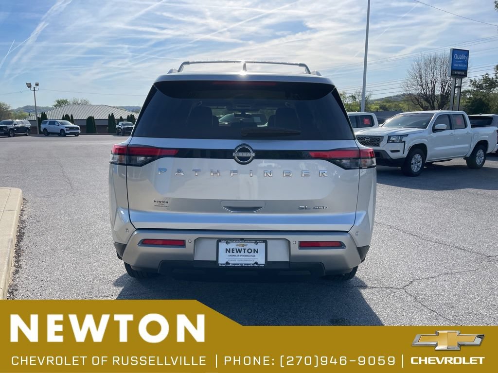 Used 2025 Nissan Pathfinder SL AWD/4WD image 54
