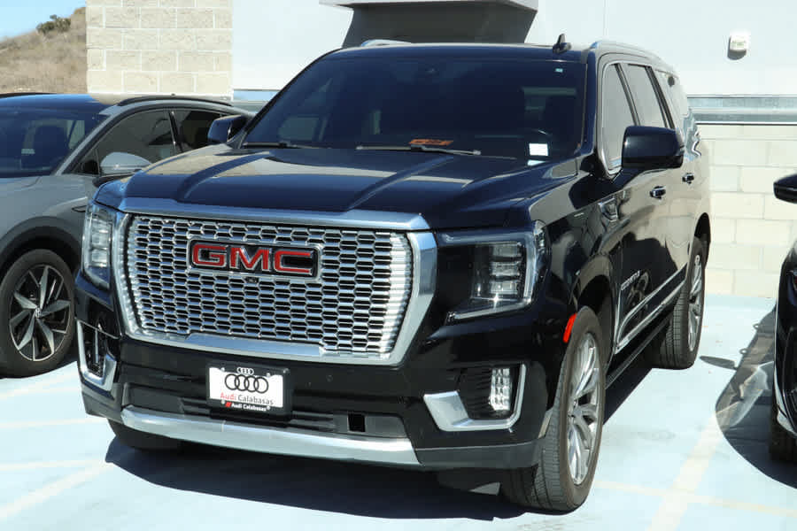 Used 2021 GMC Yukon Denali w/ Denali Ultimate Package AWD/4WD image 1