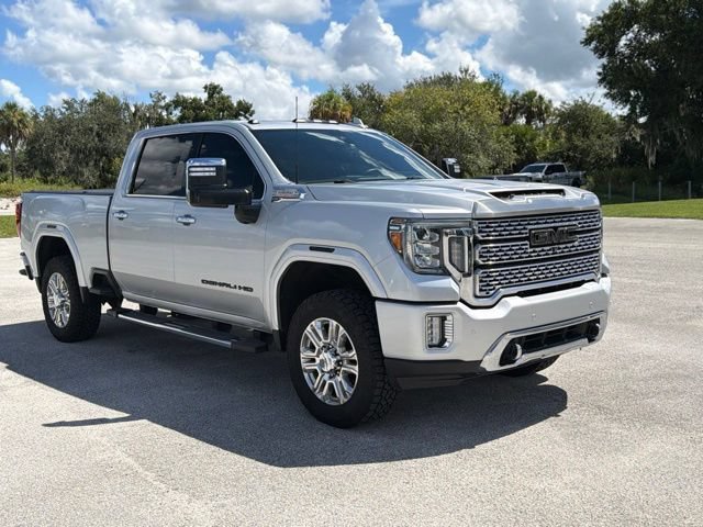 Used 2020 GMC Sierra 2500 Denali w/ Denali Ultimate Package AWD/4WD image 7