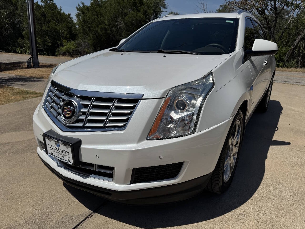 Used 2016 Cadillac SRX Luxury w/ Driver Awareness Package FWD image 5