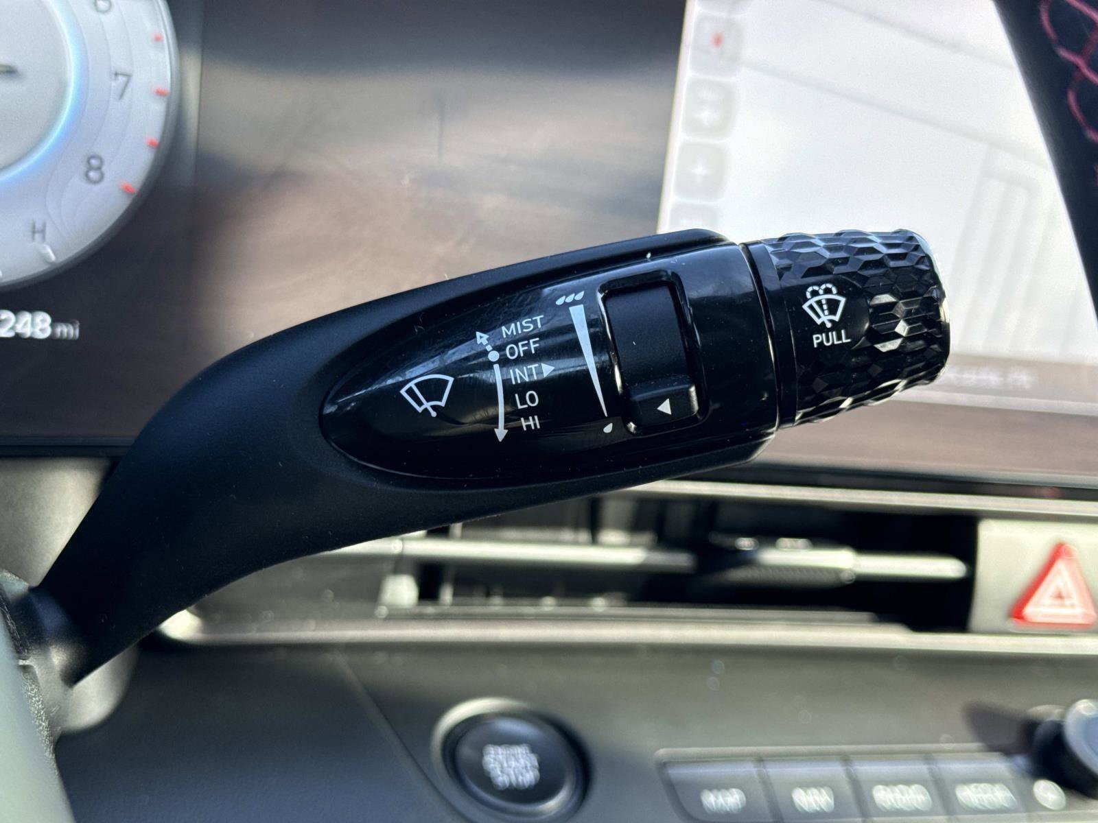 Used 2023 Hyundai Elantra N Line image 11