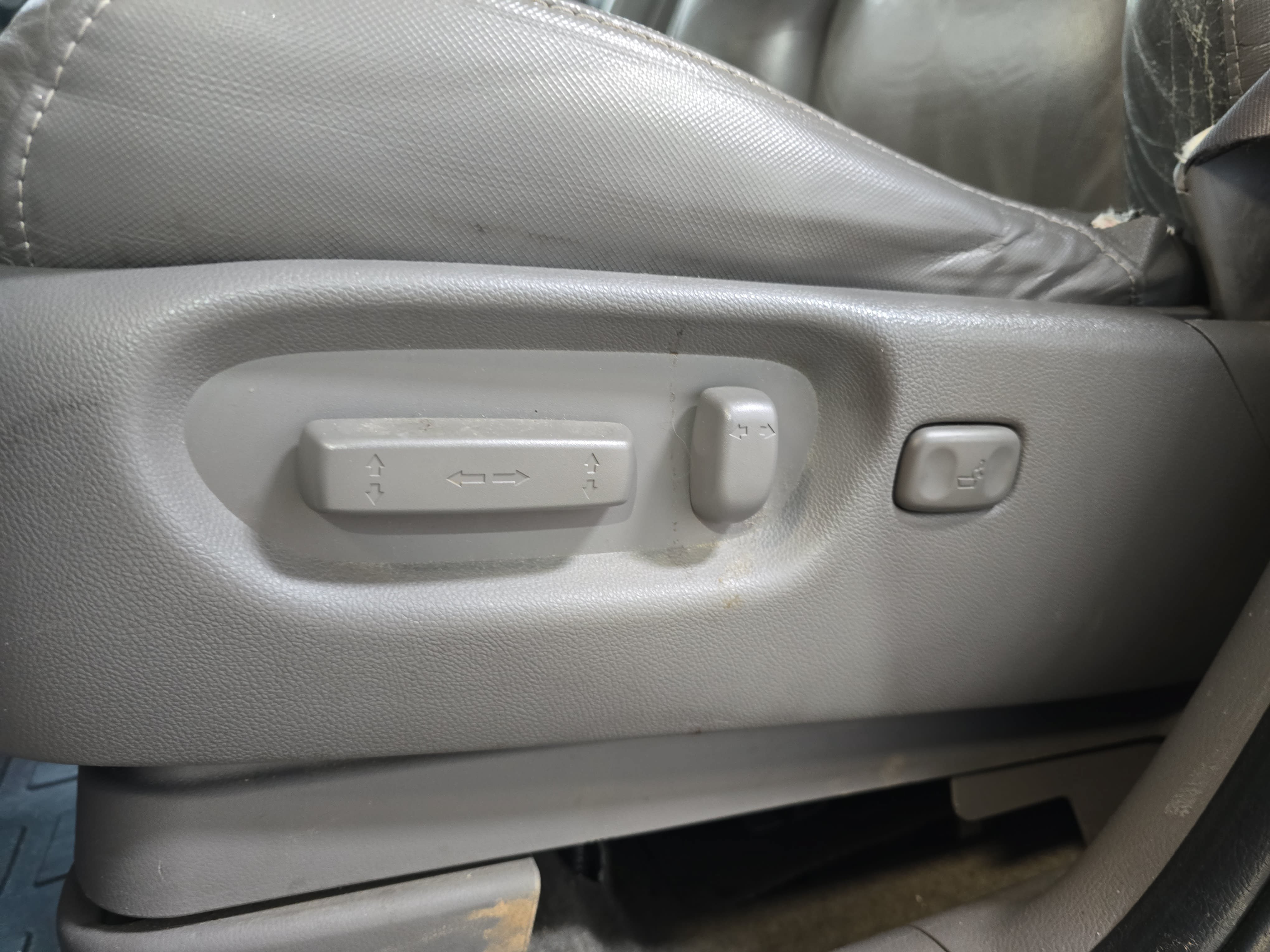 Used 2010 Honda CR-V EX-L image 24