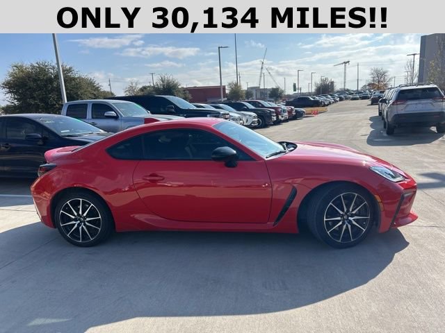 Used 2023 Toyota GR86 image 2