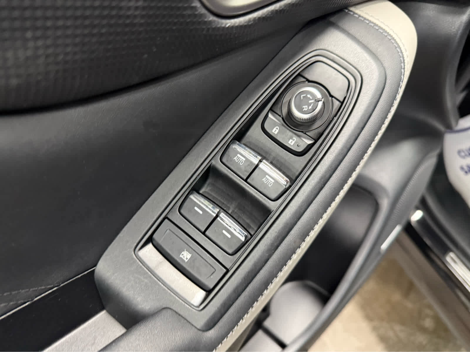Used 2023 Subaru Forester Limited AWD/4WD image 22