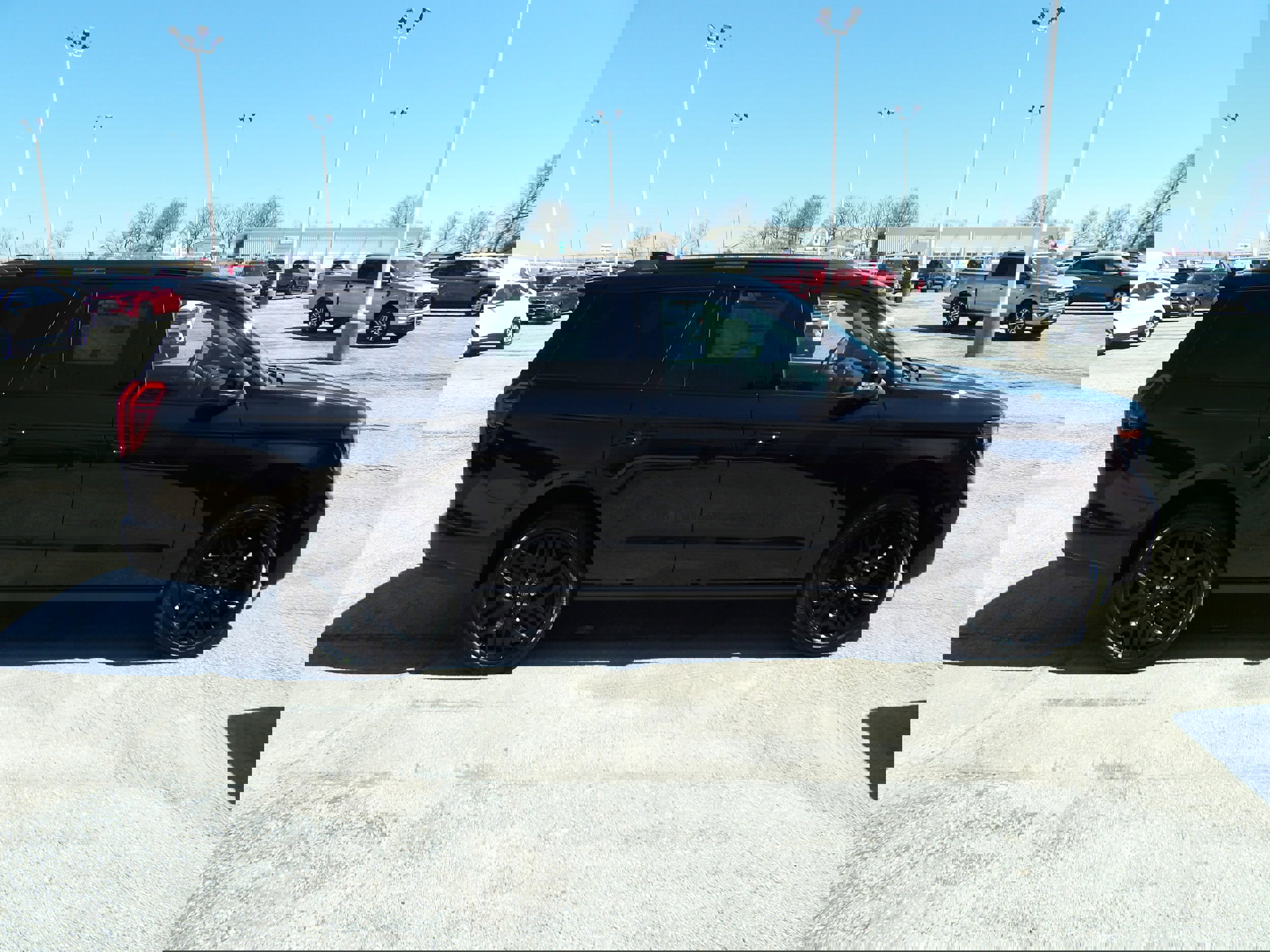 New 2026 Ford Expedition Platinum w/ Stealth Performance Package image 42