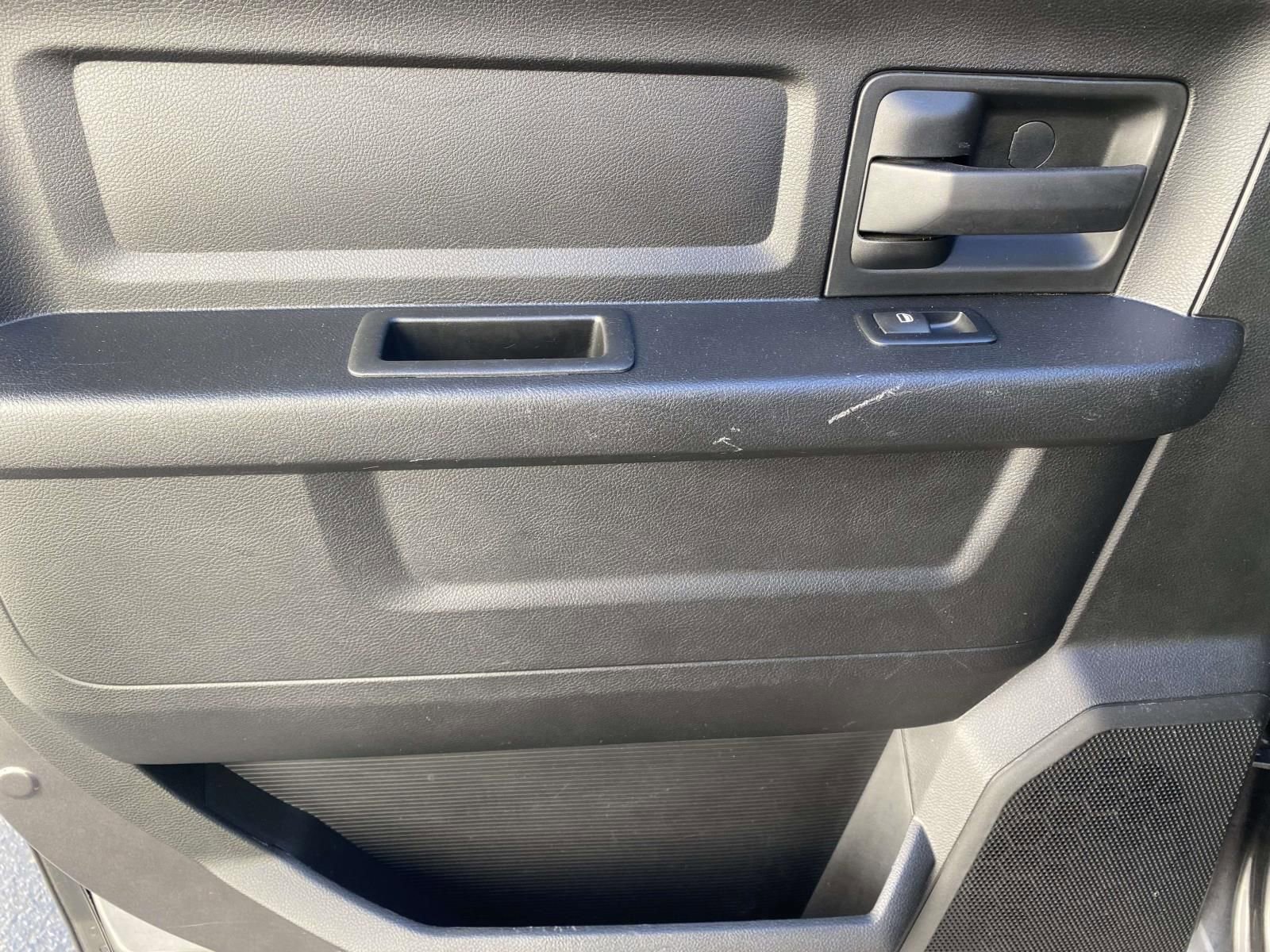 Used 2019 RAM 1500 Express w/ Express Value Package AWD/4WD image 15