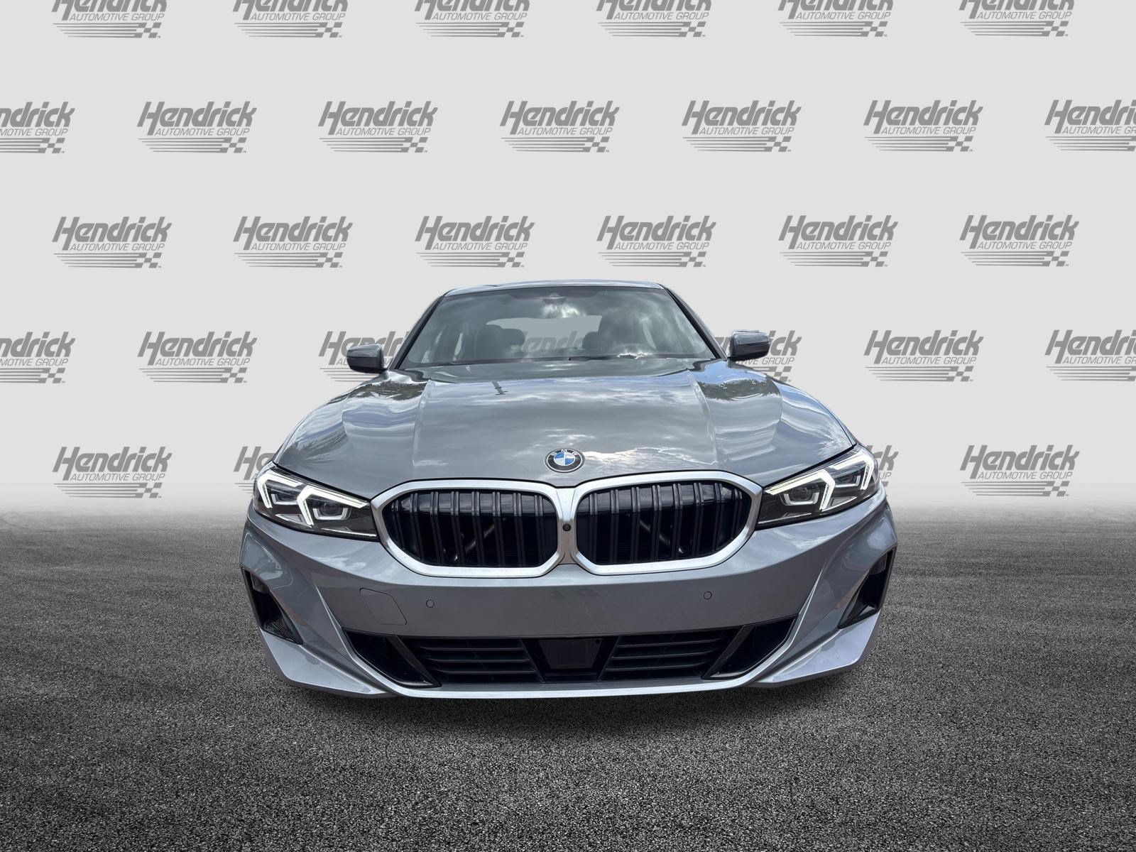 Used 2025 BMW 330i Sedan RWD image 3
