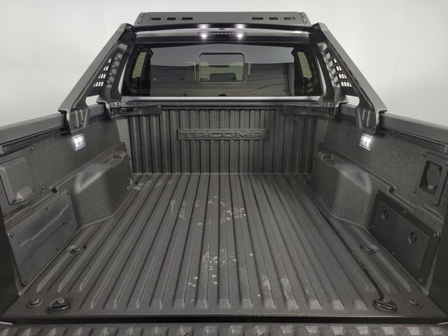 Used 2025 Toyota Tacoma Trailhunter image 25