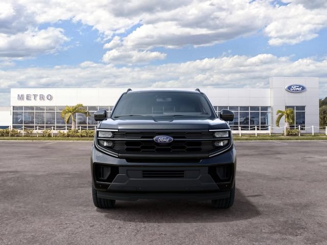 New 2027 Ford Expedition Active RWD image 3