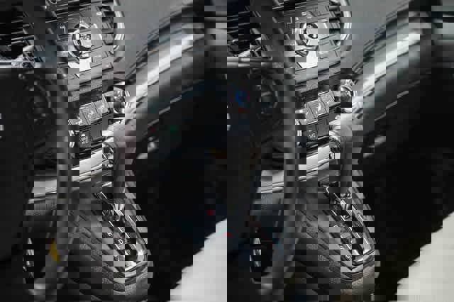 Used 2015 Honda CR-V LX image 23