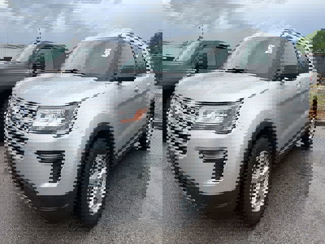 Used 2018 Ford Explorer XLT image 1