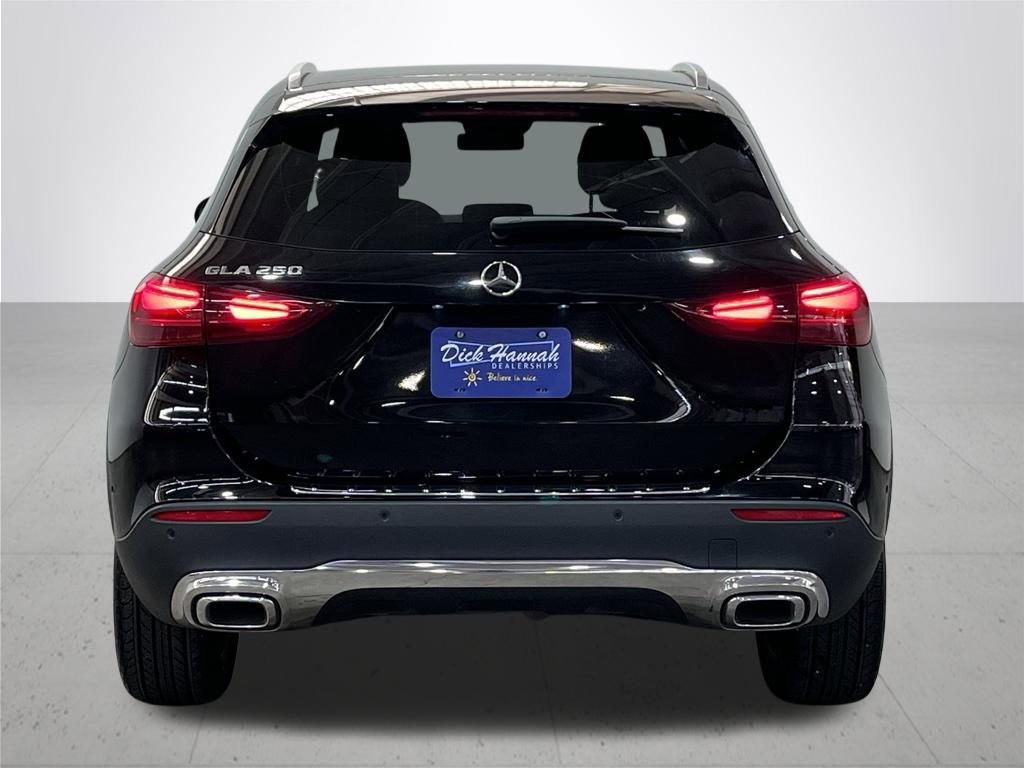 Used 2025 Mercedes-Benz GLA 250 image 11