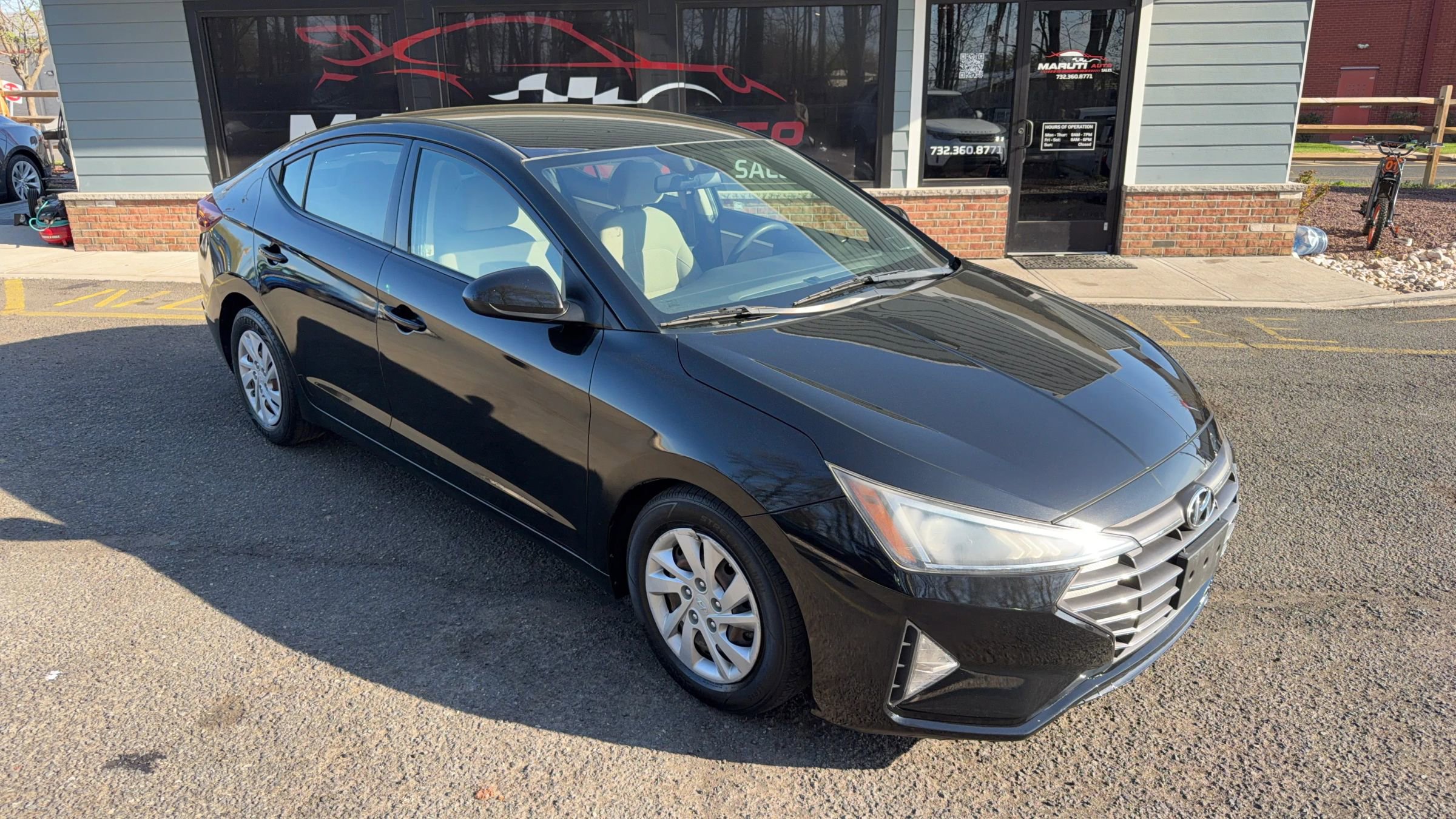 Used 2019 Hyundai Elantra SE FWD image 3